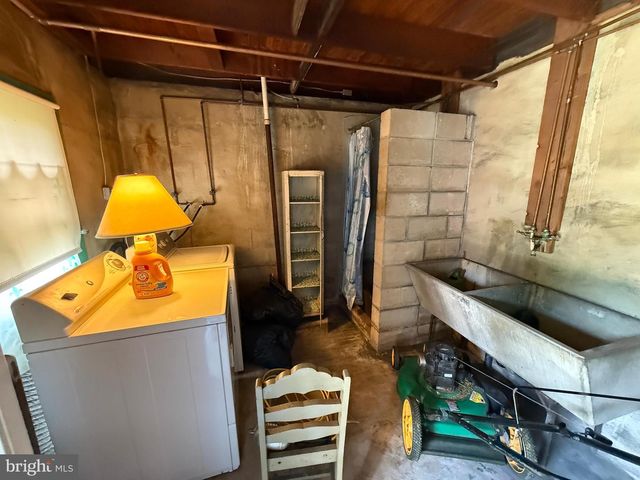 596 OLD 209 RD, Tamaqua, PA 18252
