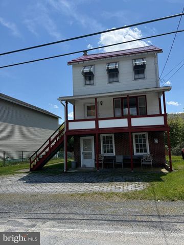 596 OLD 209 RD, Tamaqua, PA 18252