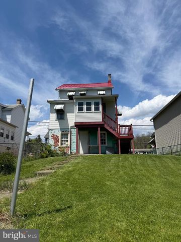 596 OLD 209 RD, Tamaqua, PA 18252