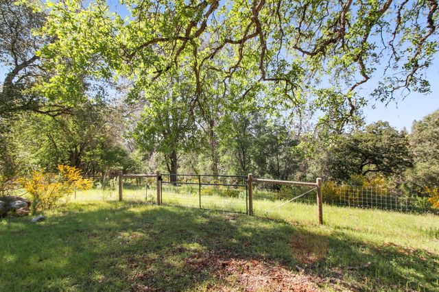 5025 Lafaille Ln, Greenwood, CA 95635