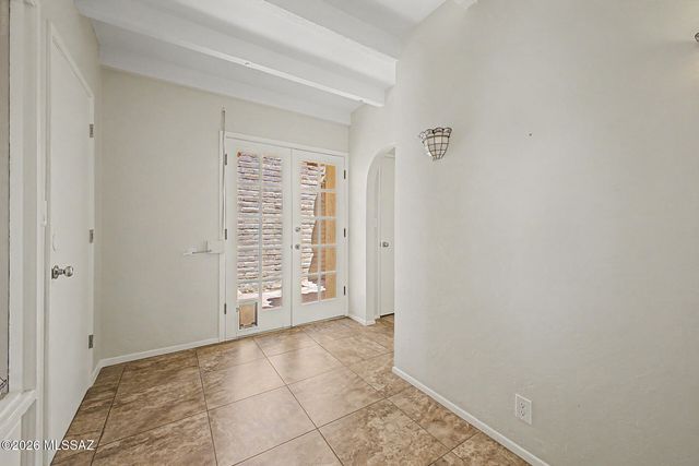 6462 N Val Dosta Drive, Tucson, AZ 85718