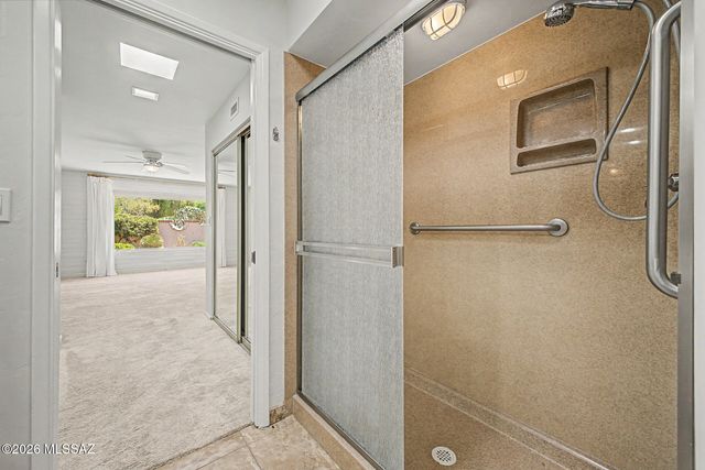 6462 N Val Dosta Drive, Tucson, AZ 85718