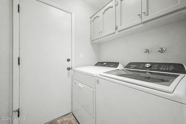 6462 N Val Dosta Drive, Tucson, AZ 85718