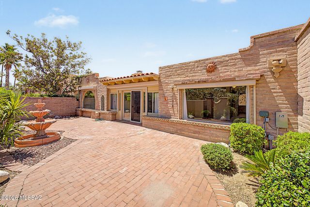 6462 N Val Dosta Drive, Tucson, AZ 85718