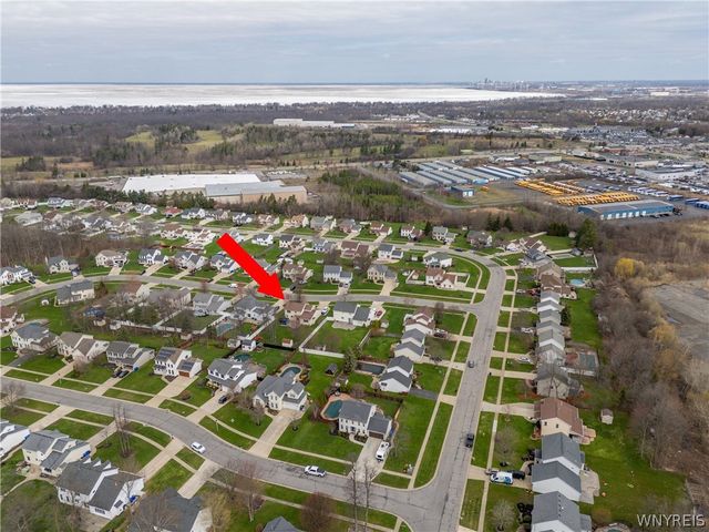 3494 Parkwood Common, Hamburg, NY 14075
