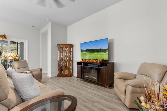 1118 Barrington Way, Conway, SC 29526