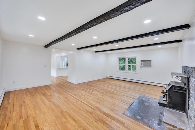499 Silver, West Babylon, NY 11704