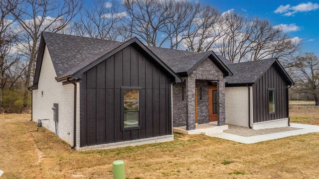 16 Avondale Road, Cabot, AR 72023