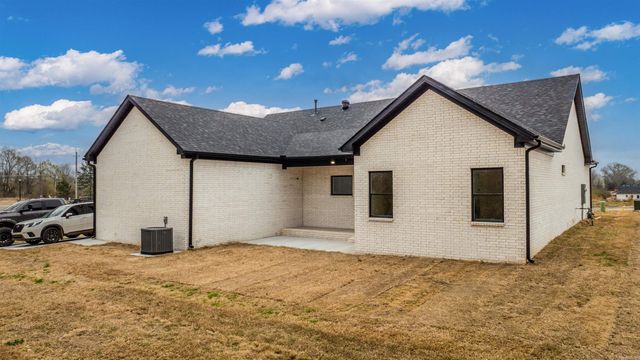 16 Avondale Road, Cabot, AR 72023