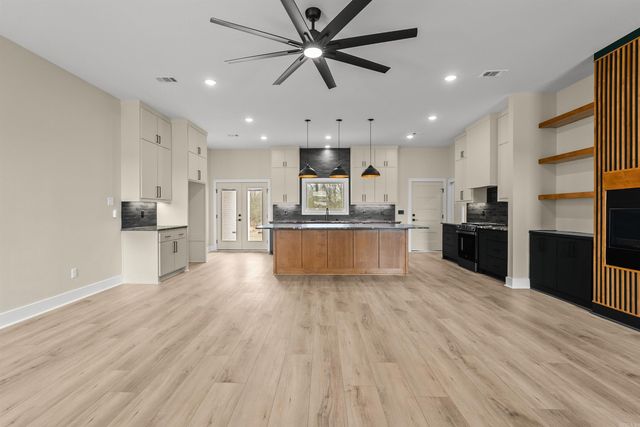 16 Avondale Road, Cabot, AR 72023