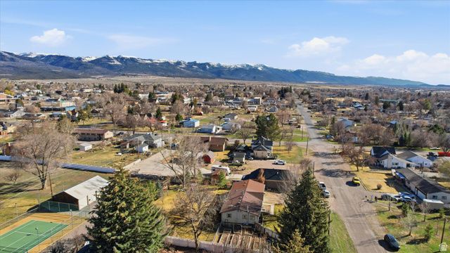 262 N 200 W, Mt Pleasant, UT 84647