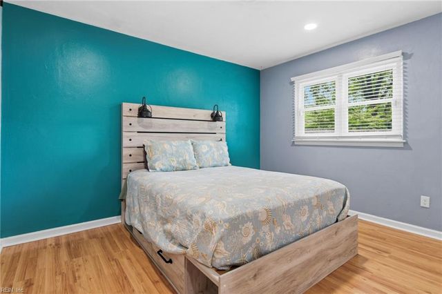 3605 Forrester LN, Virginia Beach, VA 23452
