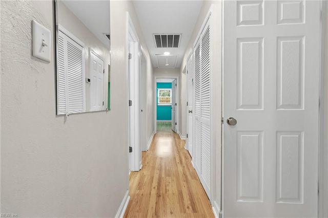 3605 Forrester LN, Virginia Beach, VA 23452