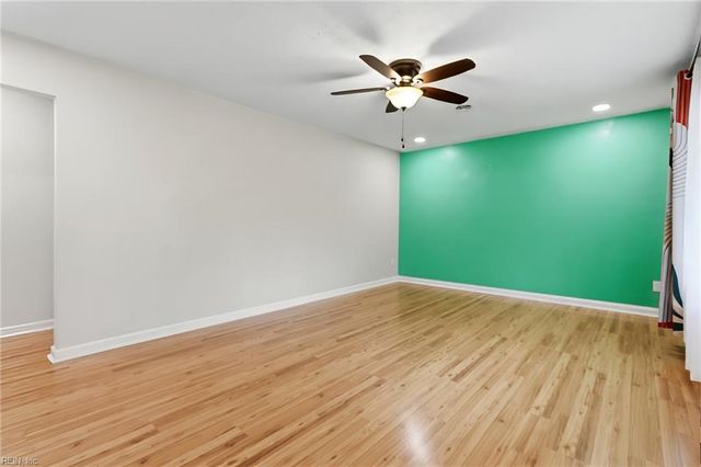 3605 Forrester LN, Virginia Beach, VA 23452