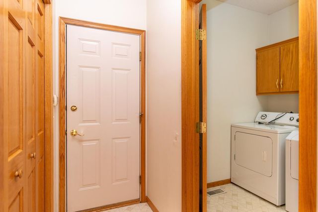 12610 42nd Place N, Plymouth, MN 55442