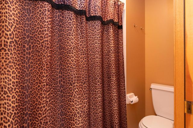 12610 42nd Place N, Plymouth, MN 55442