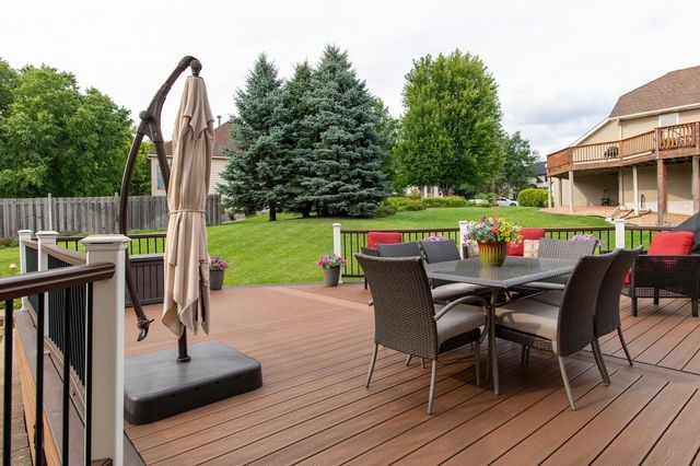 12610 42nd Place N, Plymouth, MN 55442