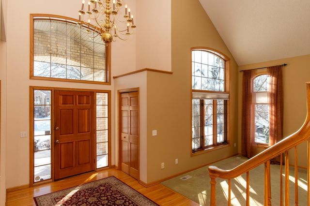 12610 42nd Place N, Plymouth, MN 55442