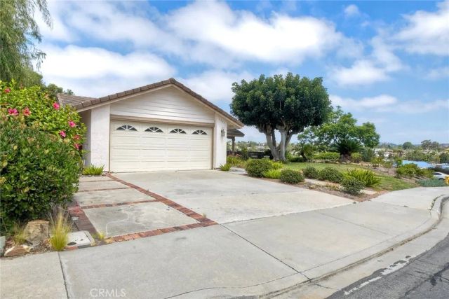 7905 Calle Posada, Carlsbad, CA 92009