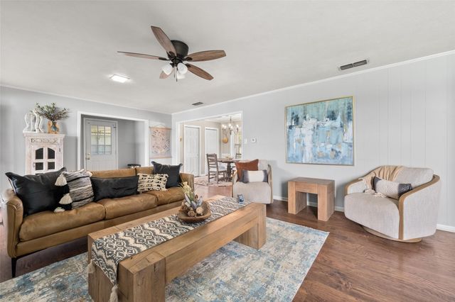 815 N Spikes Road, Corsicana, TX 75110