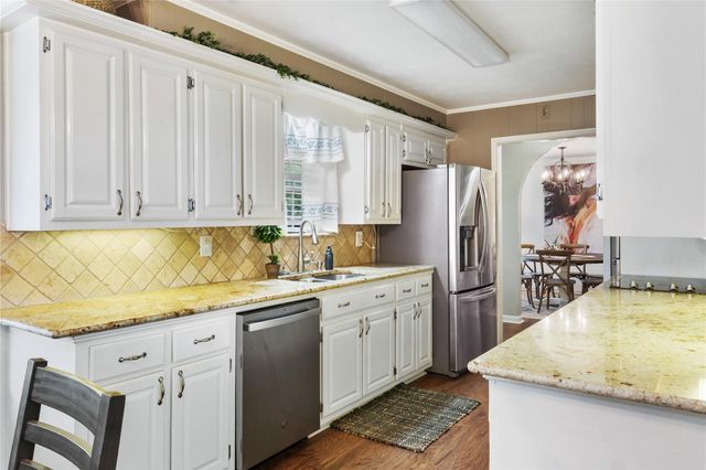 815 N Spikes Road, Corsicana, TX 75110