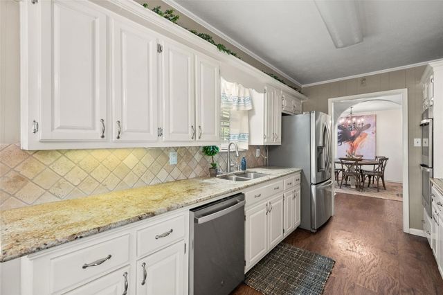 815 N Spikes Road, Corsicana, TX 75110