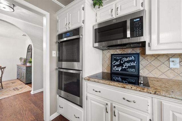 815 N Spikes Road, Corsicana, TX 75110