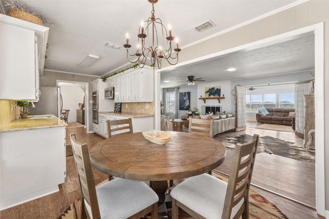 815 N Spikes Road, Corsicana, TX 75110