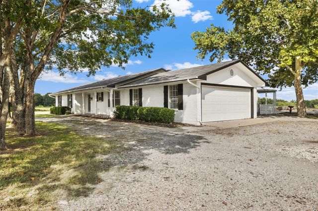 815 N Spikes Road, Corsicana, TX 75110