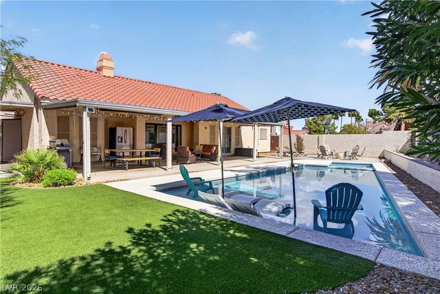 1740 Bluffs Drive, Henderson, NV 89014