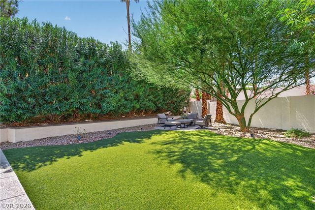 1740 Bluffs Drive, Henderson, NV 89014