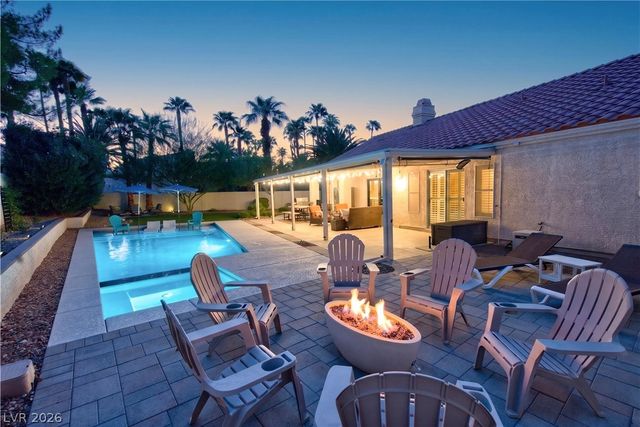 1740 Bluffs Drive, Henderson, NV 89014