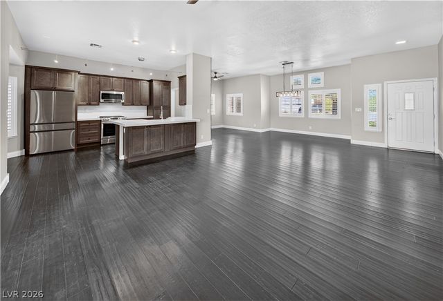 1740 Bluffs Drive, Henderson, NV 89014