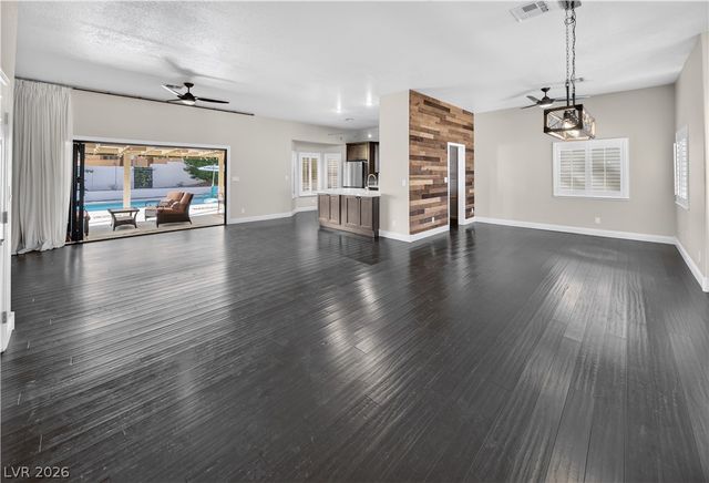 1740 Bluffs Drive, Henderson, NV 89014