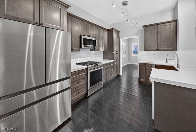 1740 Bluffs Drive, Henderson, NV 89014