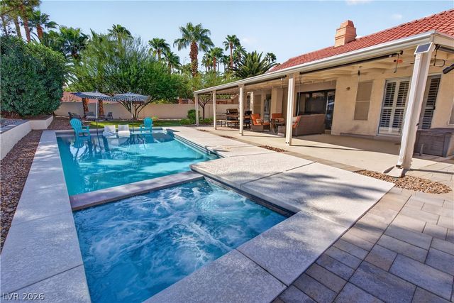 1740 Bluffs Drive, Henderson, NV 89014