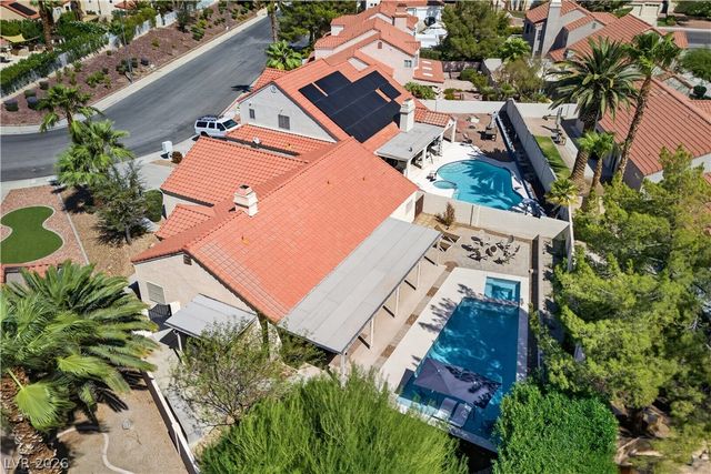 1740 Bluffs Drive, Henderson, NV 89014