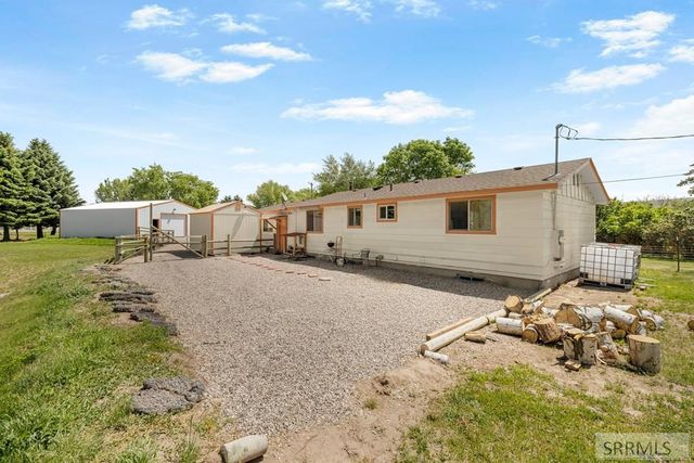 1206 N 1100 E, Shelley, ID 83274