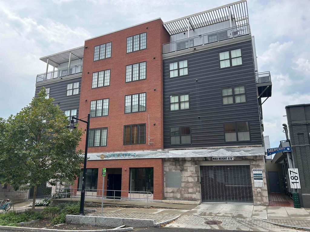 193 Saint Paul St Unit 204, Burlington, VT 05401