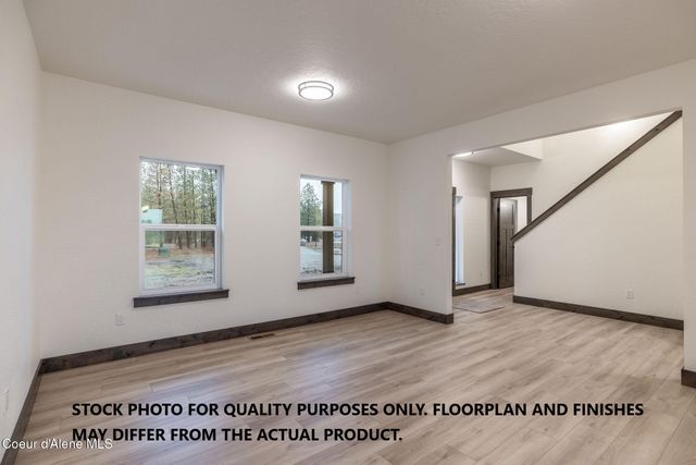 7741 E Howard Rd, Athol, ID 83801