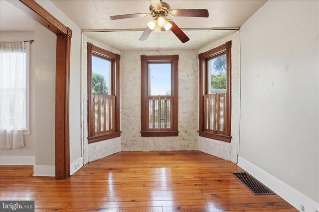 63 N N ALLISON STREET ST, Greencastle, PA 17225