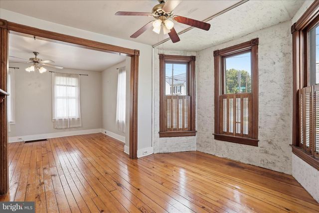 63 N N ALLISON STREET ST, Greencastle, PA 17225