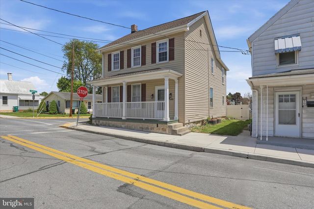 63 N N ALLISON STREET ST, Greencastle, PA 17225