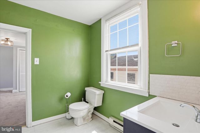 63 N N ALLISON STREET ST, Greencastle, PA 17225