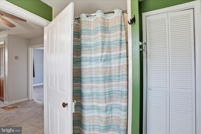 63 N N ALLISON STREET ST, Greencastle, PA 17225