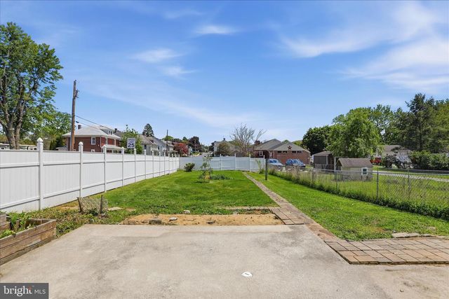 63 N N ALLISON STREET ST, Greencastle, PA 17225