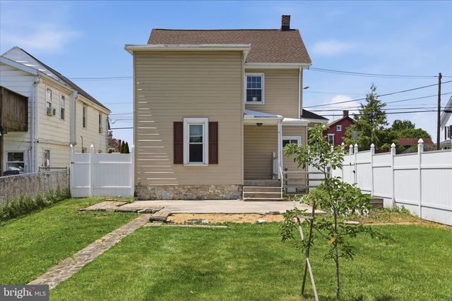 63 N N ALLISON STREET ST, Greencastle, PA 17225