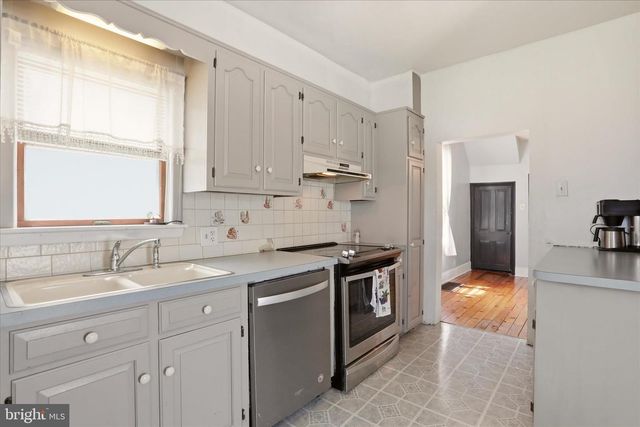 63 N N ALLISON STREET ST, Greencastle, PA 17225