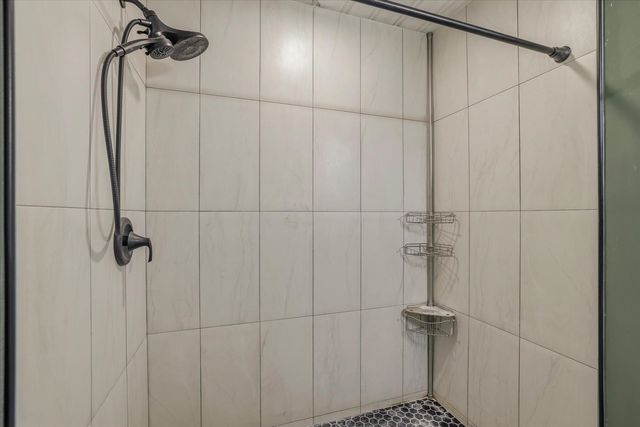 2007 Rosedale Drive, Tallahassee, FL 32303