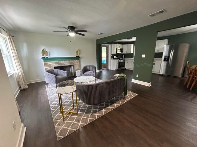 2007 Rosedale Drive, Tallahassee, FL 32303